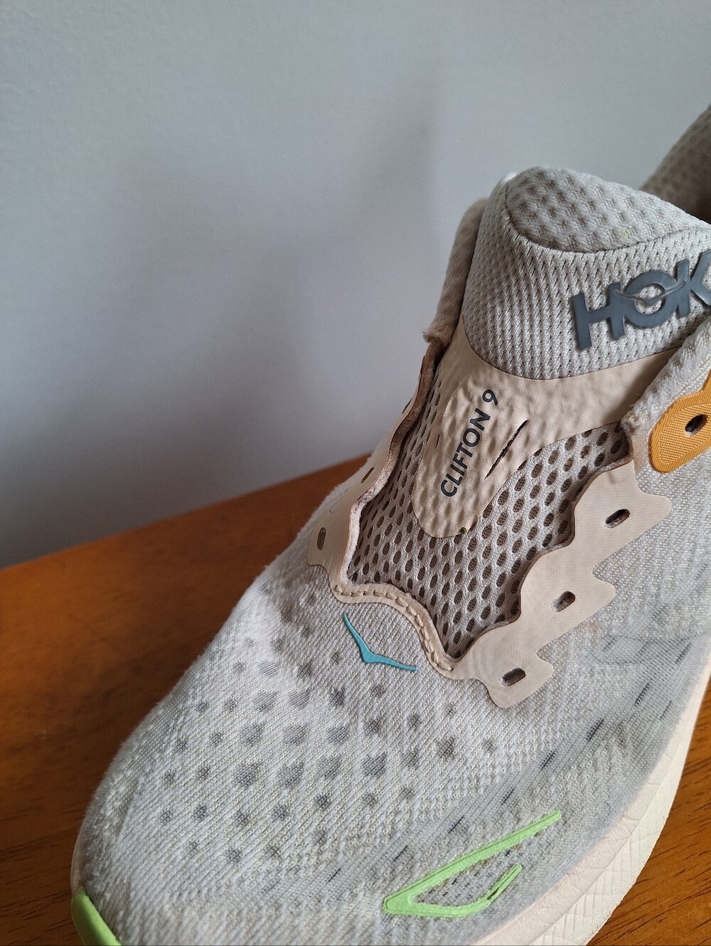 HOKA Clifton 9 Women's Vanilla / Astral Size 7.5B - Picture 7 of 14